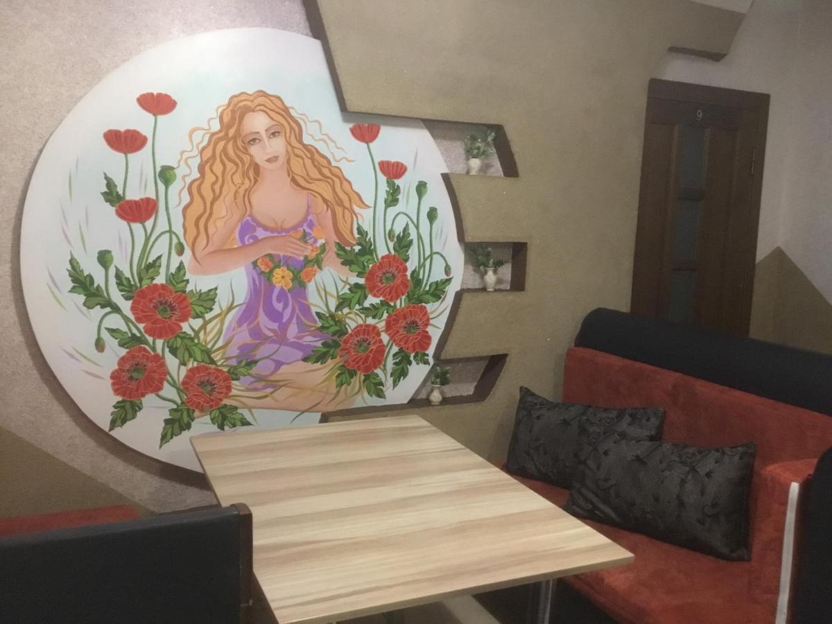 Inn Alibi Horodilec Kültér fotó