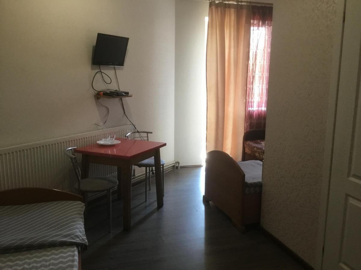 Inn Alibi Horodilec Kültér fotó